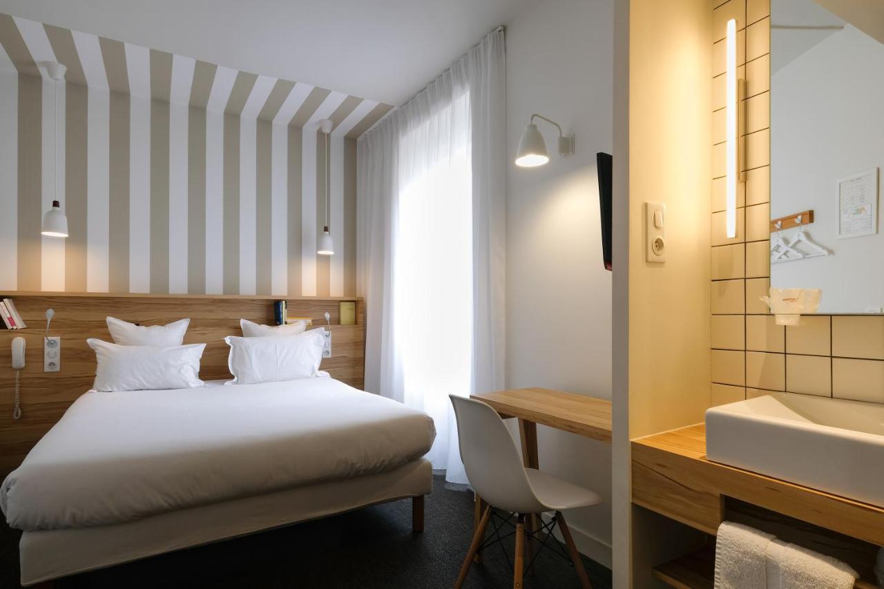 Hotel Et Apparts Marin 拉瓦勒 外观 照片