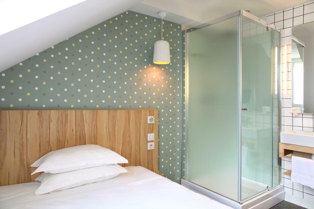 Hotel Et Apparts Marin 拉瓦勒 外观 照片