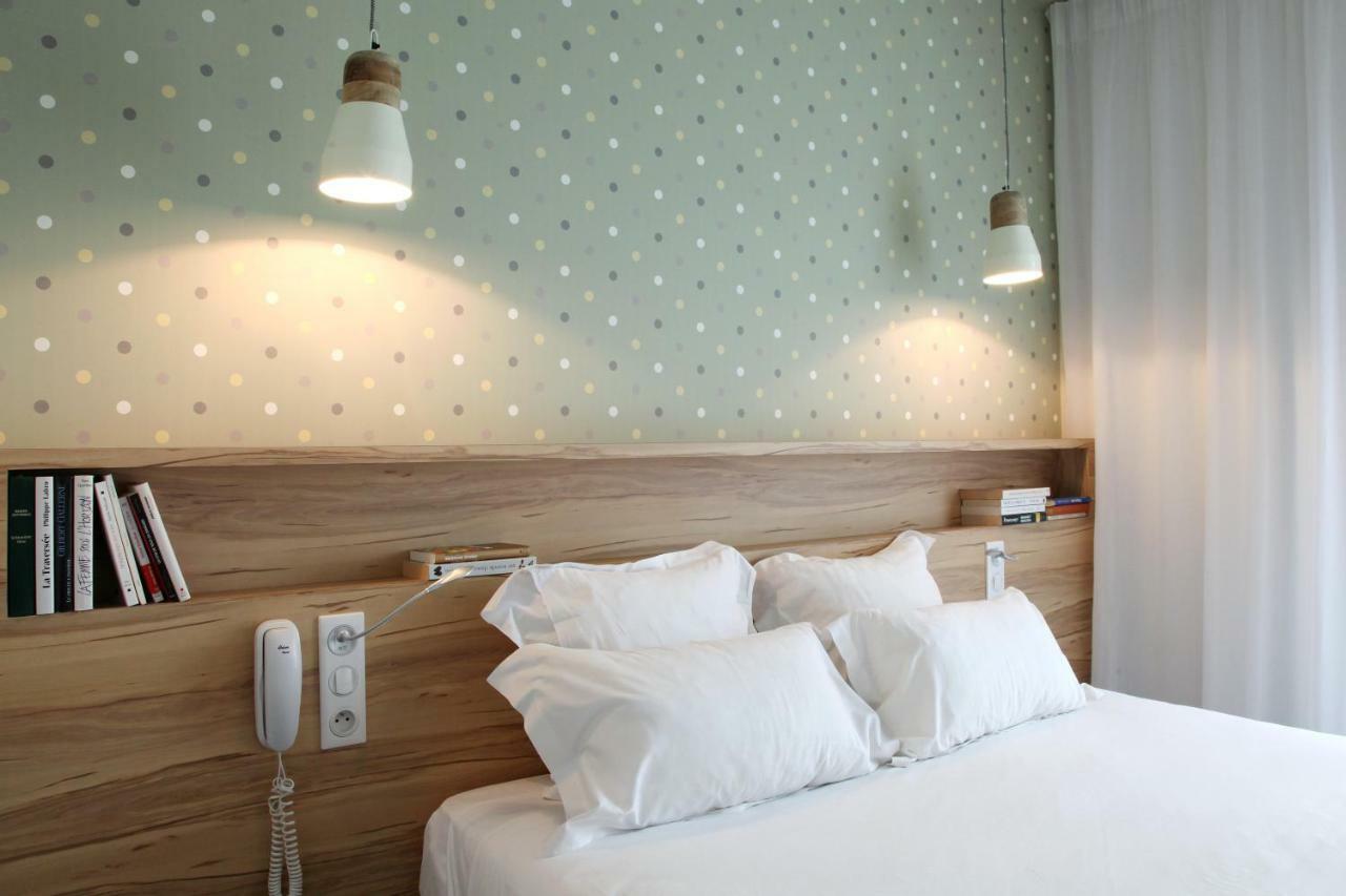 Hotel Et Apparts Marin 拉瓦勒 外观 照片