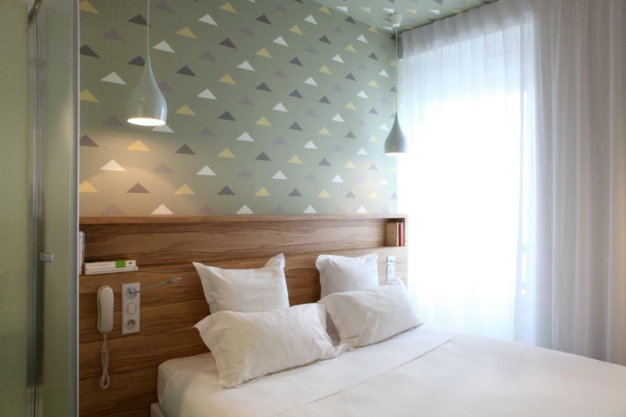 Hotel Et Apparts Marin 拉瓦勒 外观 照片