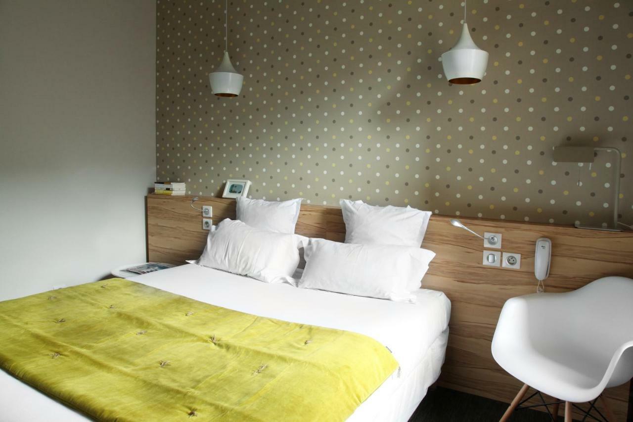 Hotel Et Apparts Marin 拉瓦勒 外观 照片