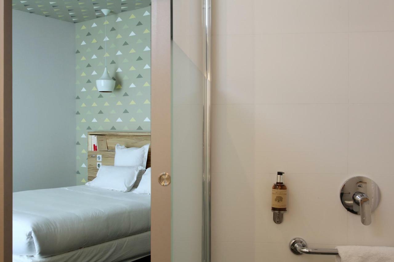 Hotel Et Apparts Marin 拉瓦勒 外观 照片